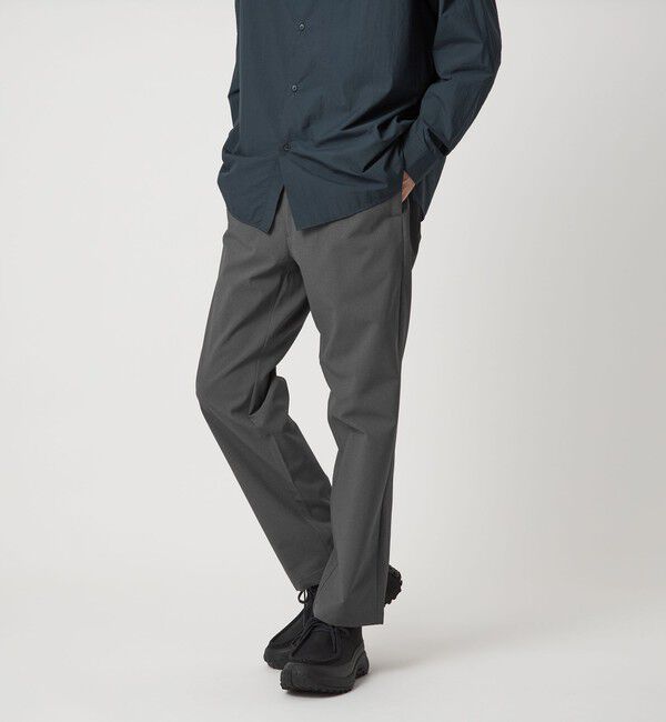 FARAH Out Tuck Wide Tapered PANTS（URBAN RESEARCH）｜ルミネの
