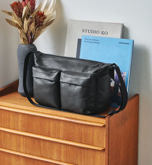 モテ系ファッションメンズ|【グリーンレーベルリラクシング/green label relaxing】 GLR レザー ファンクショナル マルチポケット ショルダー バッグ