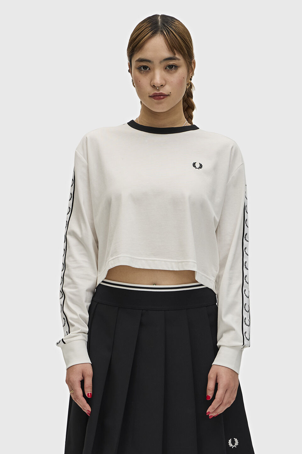 人気ファッションメンズ|【フレッドペリー/FRED PERRY】 Taped Long Sleeve T-Shirt