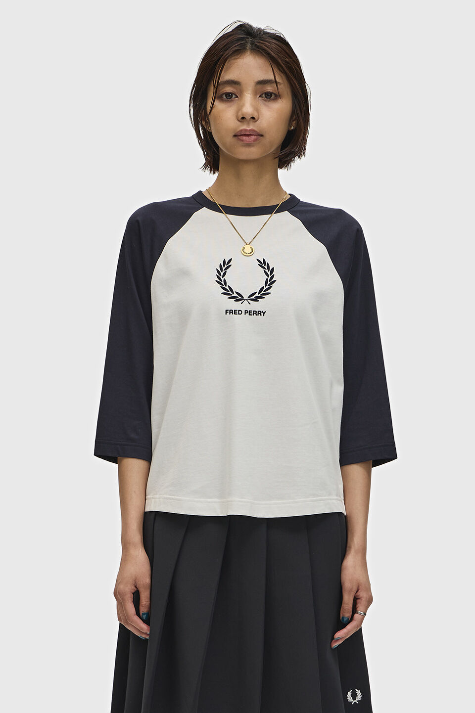 メンズファッションなら|【フレッドペリー/FRED PERRY】 Flock Print T-Shirt