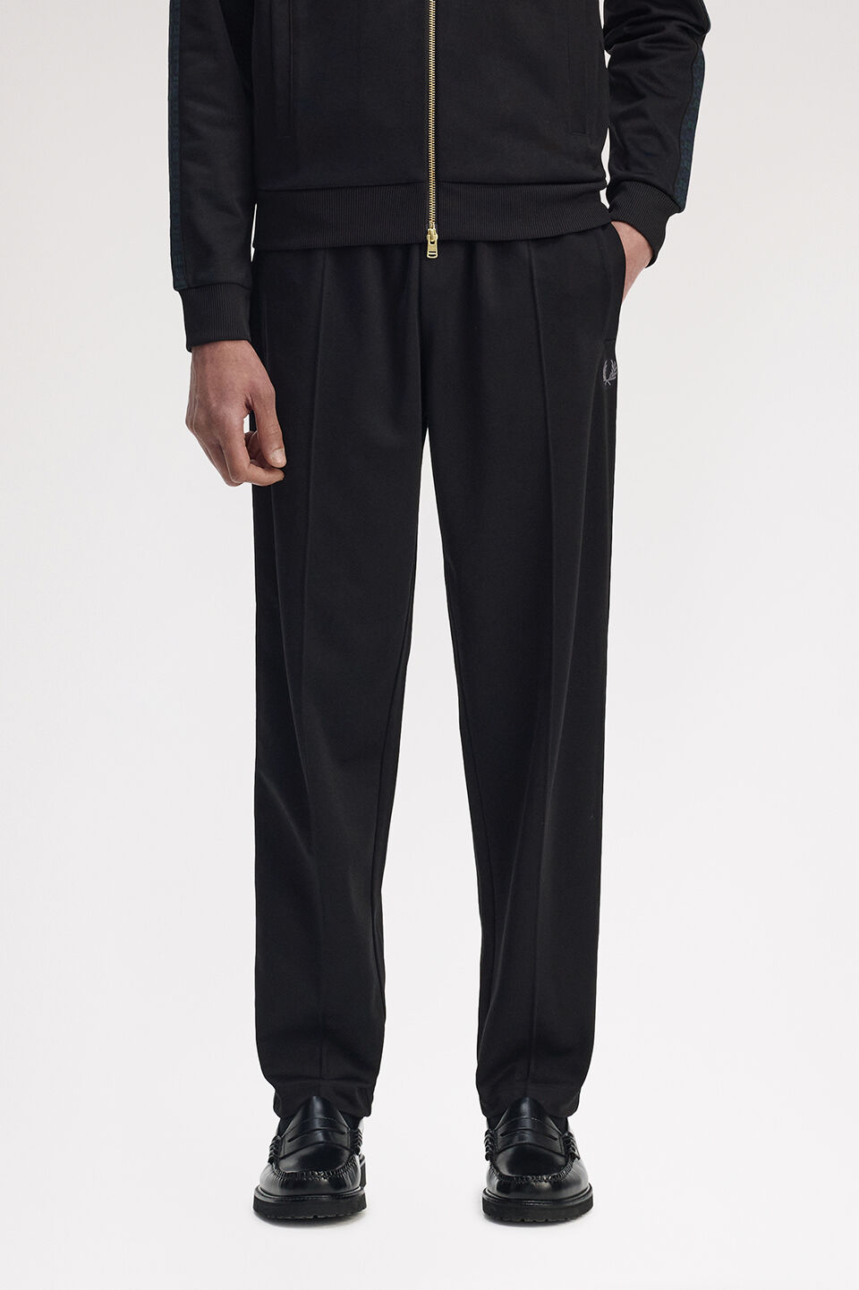 モテ系メンズファッション|【フレッドペリー/FRED PERRY】 Black Watch Tartan Taped Track Pants