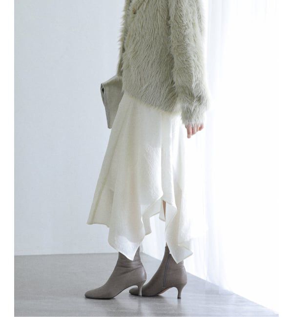 【ラ　トータリテ/La Totalite】 ラッフルシアーミディスカート