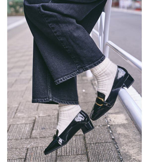 【ル　タロン/LE TALON】 3.5cmスクエアバックルローファー