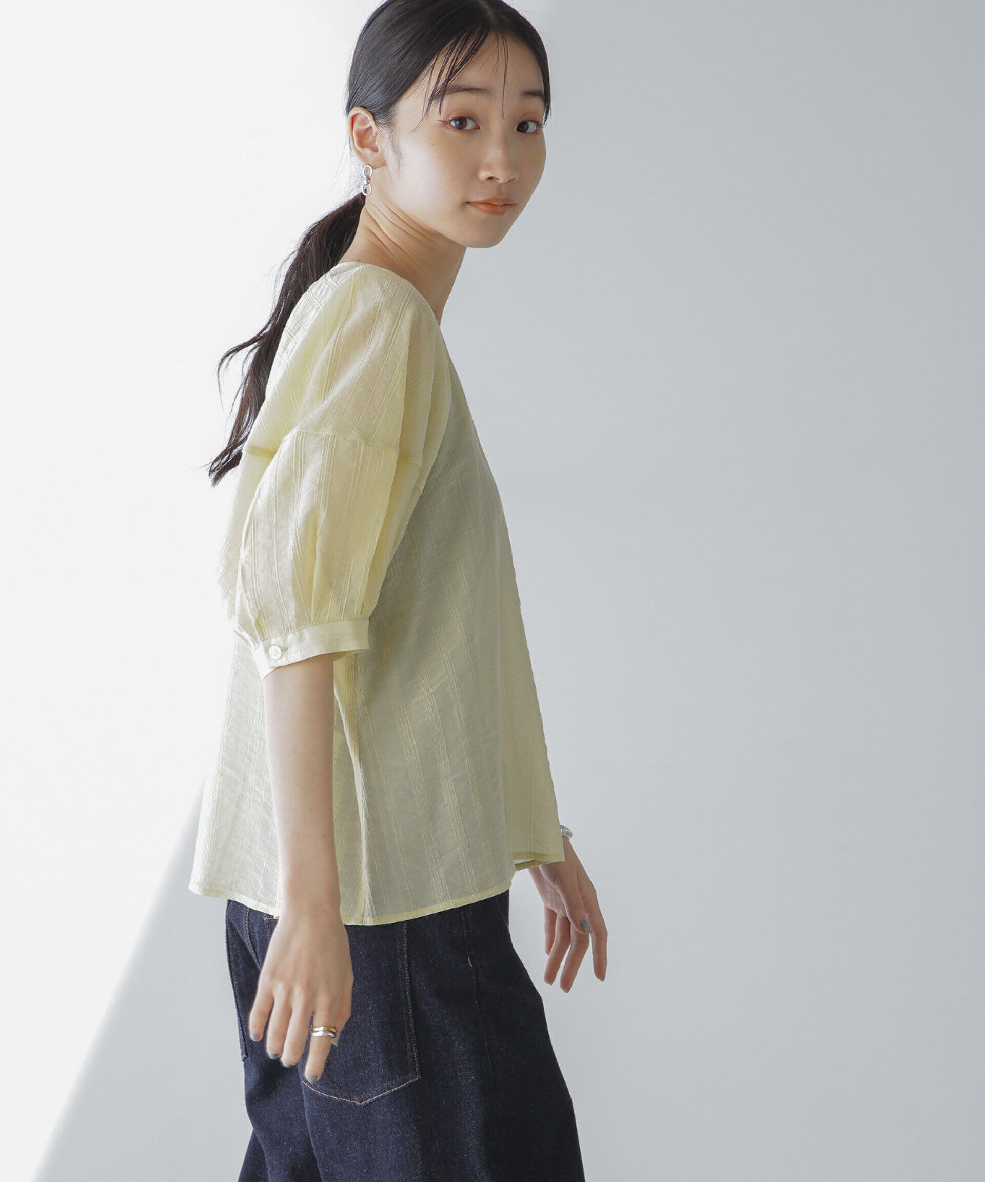 【ナノ・ユニバース/NANO universe】 シアーストライプタックスリーブブラウス