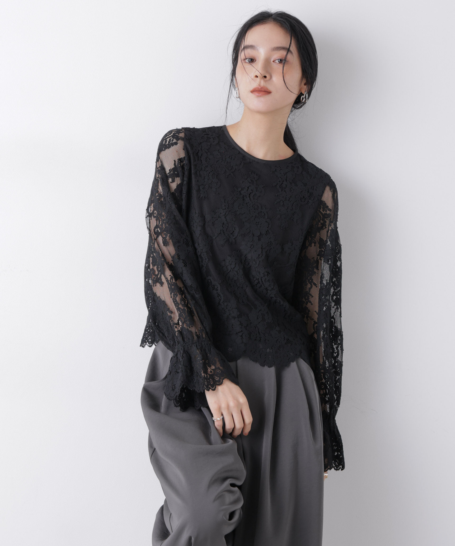 【ナノ・ユニバース/NANO universe】 レーススカラップブラウス