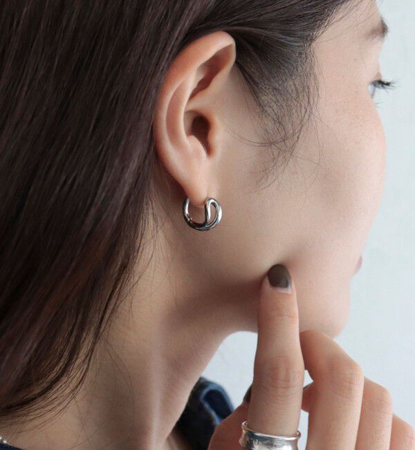 【フレディアンドグロスター/FREDY&GLOSTER】 ループチビワンタッチピアス