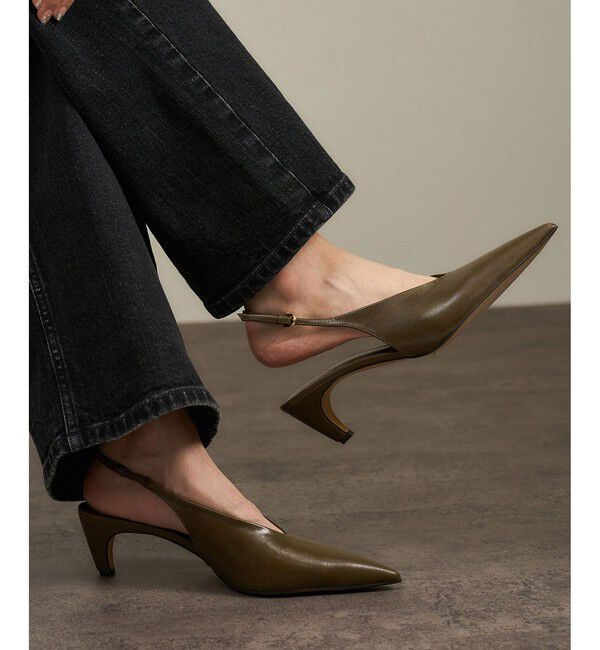 【サロン　アダム　エ　ロペ/SALON adam et rope’】 【W S（ドゥーブル）】ゴートレザーバックストラップパンプス