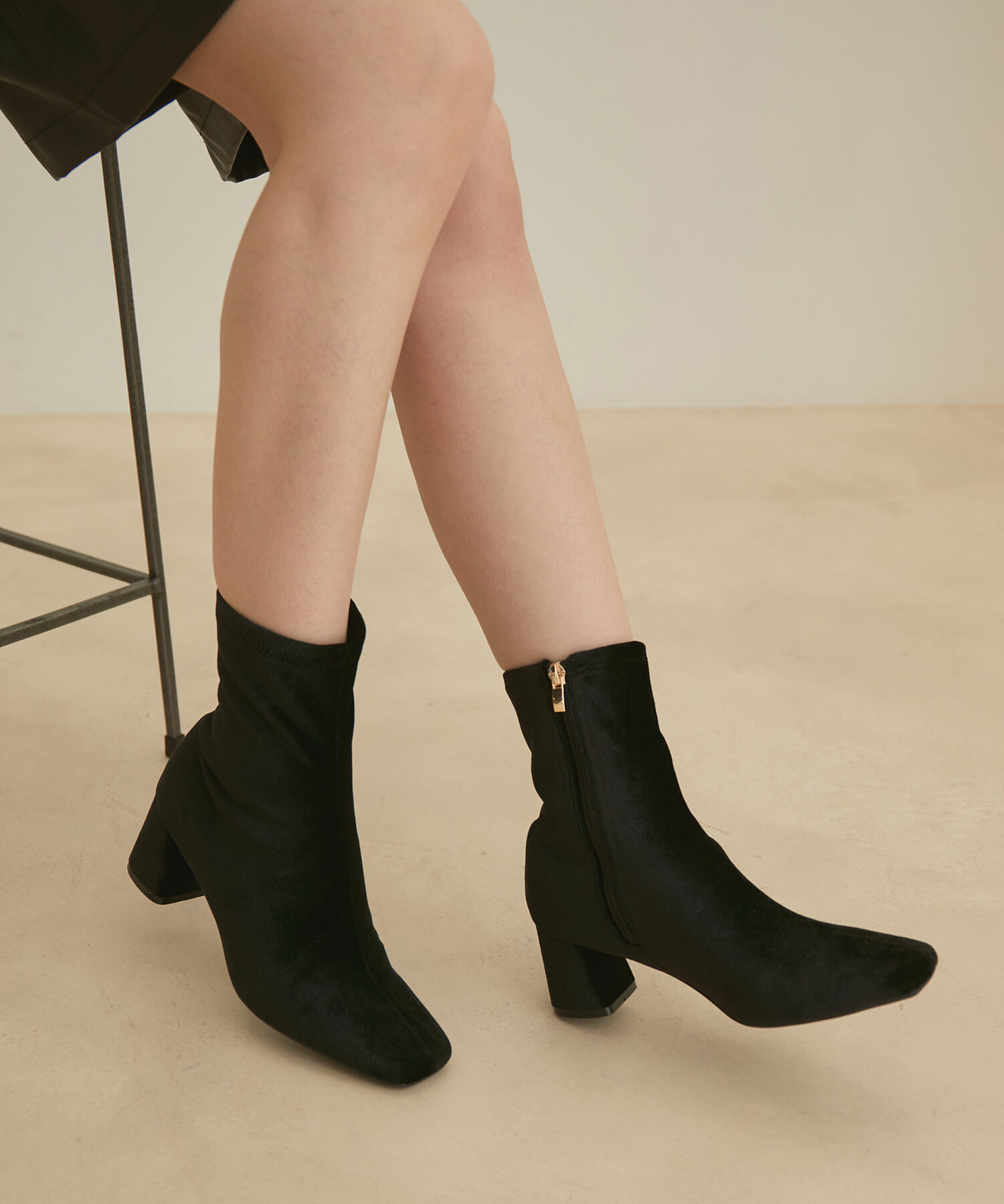 【ビス/VIS】 【抗菌防臭】スクエアトゥストレッチヒールブーツ