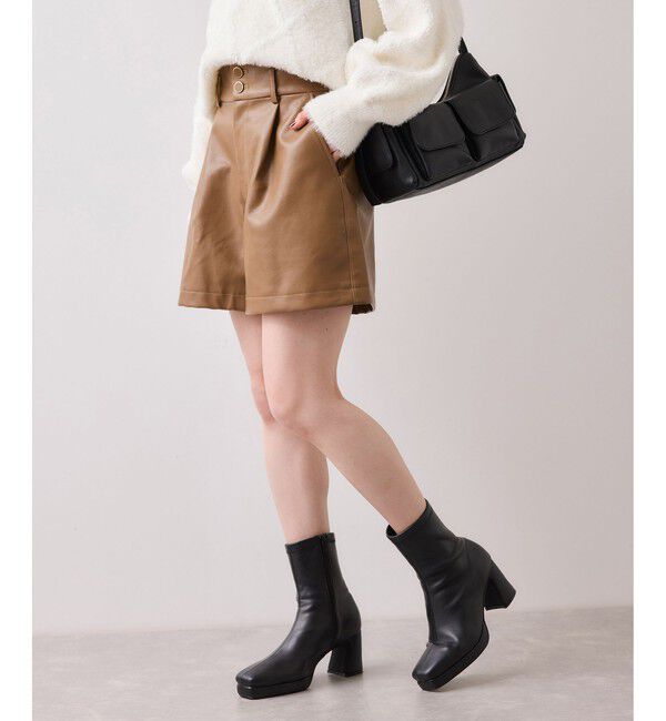 【ビス/VIS】 レザーショートパンツ