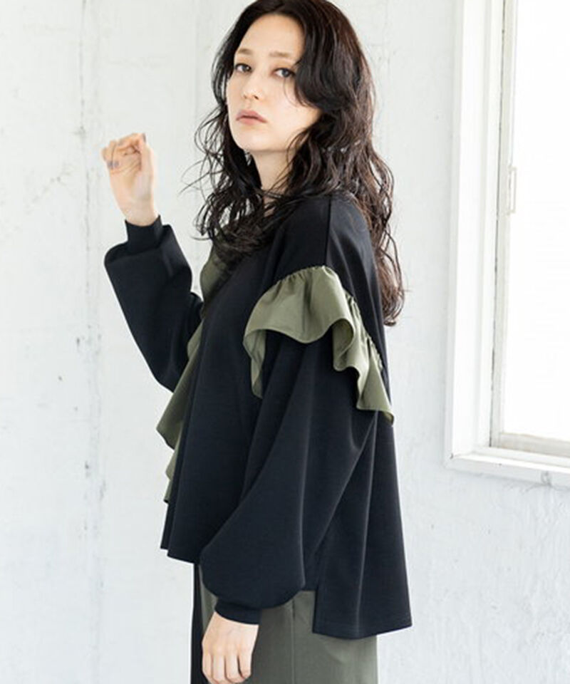 【オズモーシス/OSMOSIS】 アシンメトリーフリルプルオーバー