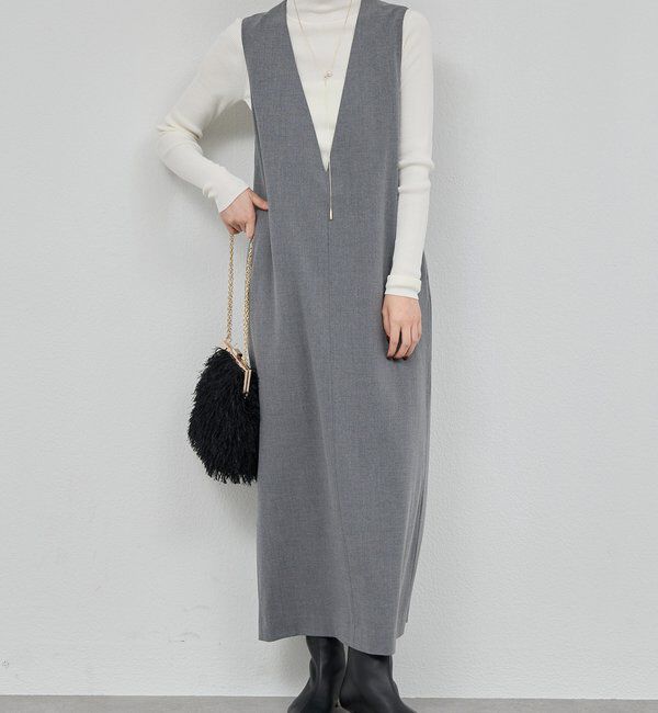 ソフトベロア Vネックロングワンピース（CABaN）｜ルミネの