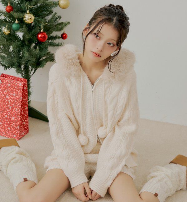 人気メンズファッション|【チコ/Chico】 【セットアップ対応】ポンポン付きファーフードケーブルニットカーディガン