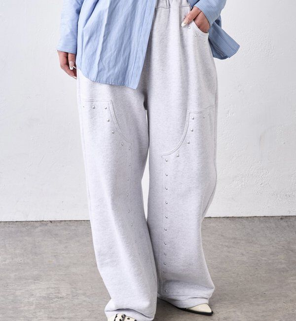 人気メンズファッション|【フーズフーギャラリー/WHO'S WHO gallery】 スタッズ裏毛デザインパンツ / 【新色グレー追加】