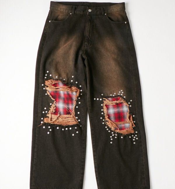 メンズファッションなら|【フーズフーギャラリー/WHO'S WHO gallery】 チェックダメージスタッズデニム