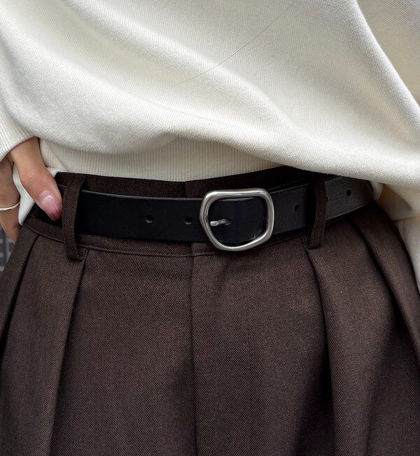 【カプリシュ　レマージュ/CAPRICIEUX LE'MAGE】 ニュアンスバックルスリムベルト