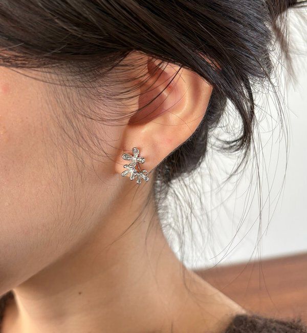 人気メンズファッション|【カプリシュ レマージュ/CAPRICIEUX LE'MAGE】 〈GOLDY/ゴールディ〉小花イヤリング