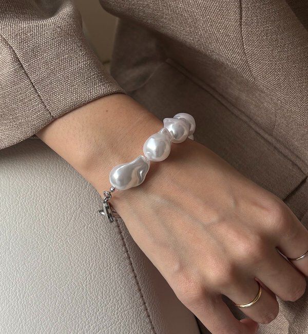 【カプリシュ　レマージュ/CAPRICIEUX LE'MAGE】 〈GOLDY/ゴールディ〉バロックパール風ブレスレット