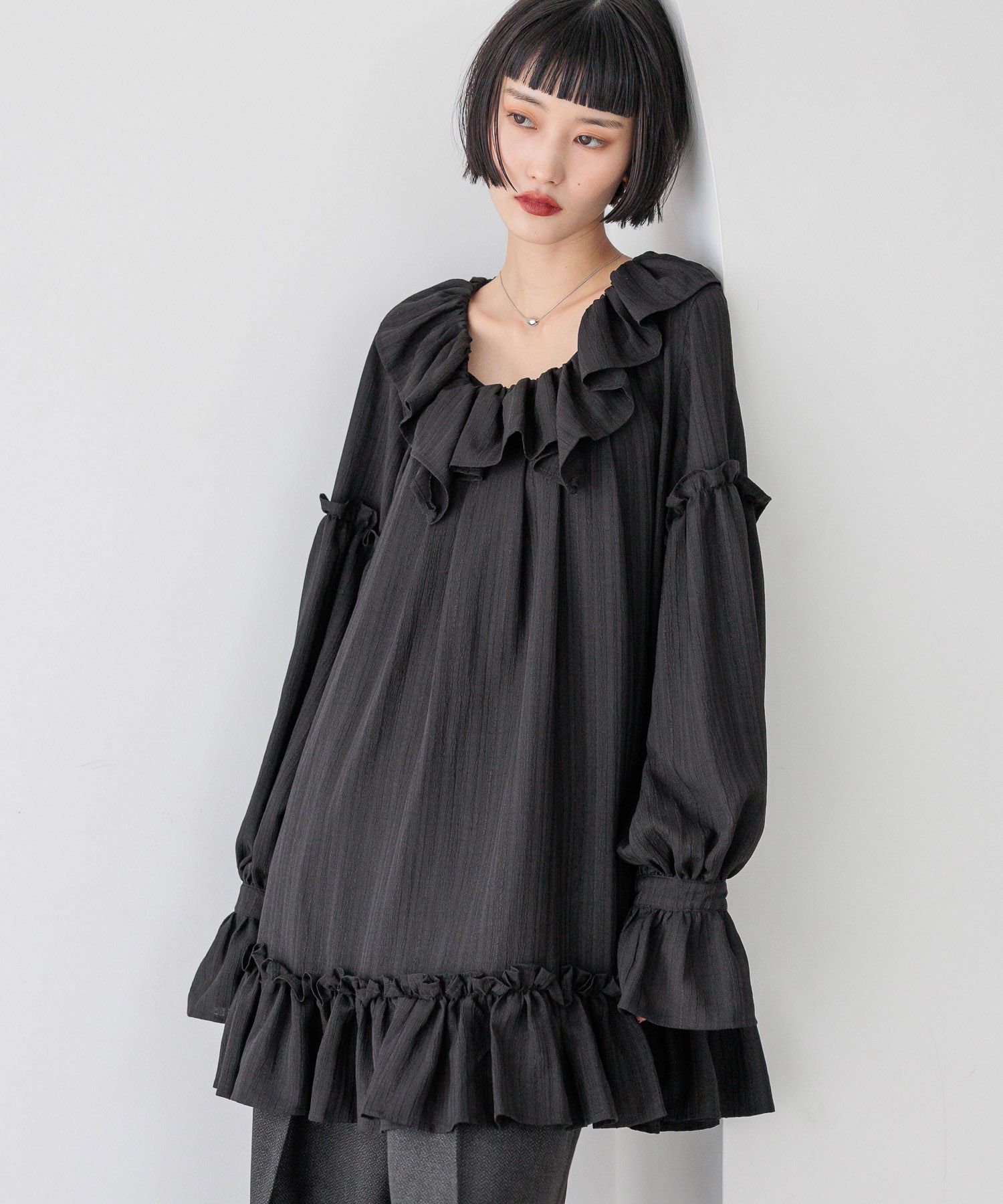 【ローリーズファーム/LOWRYS FARM】 アソートフリルチュニックブラウス