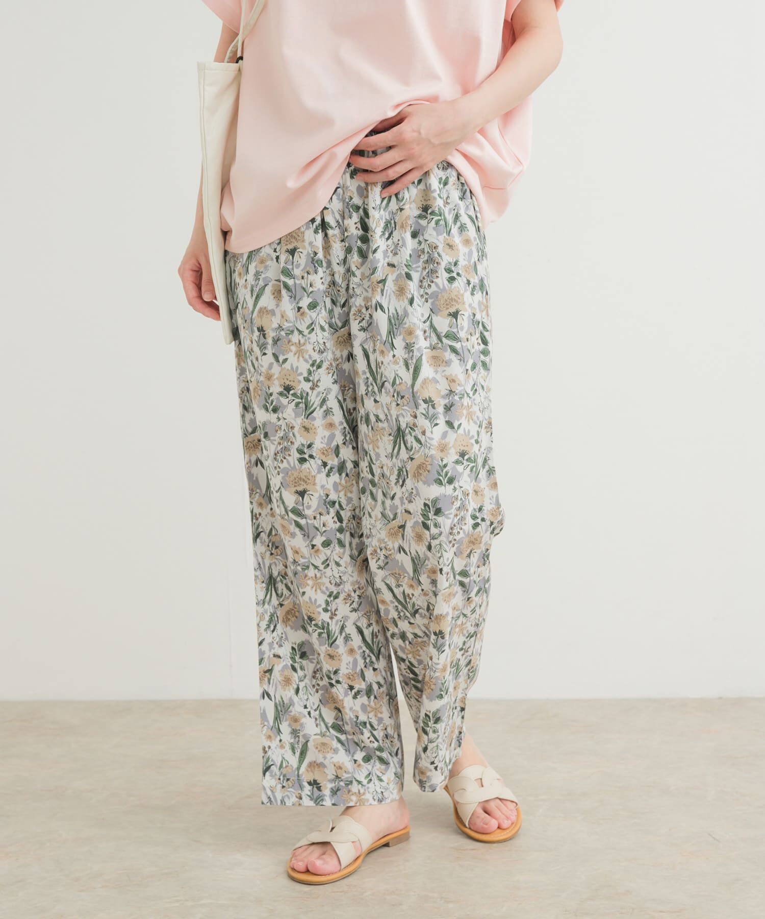 【アーバンリサーチ/URBAN RESEARCH】 『イージーケア/接触冷感』フラワープリントイージーパンツ