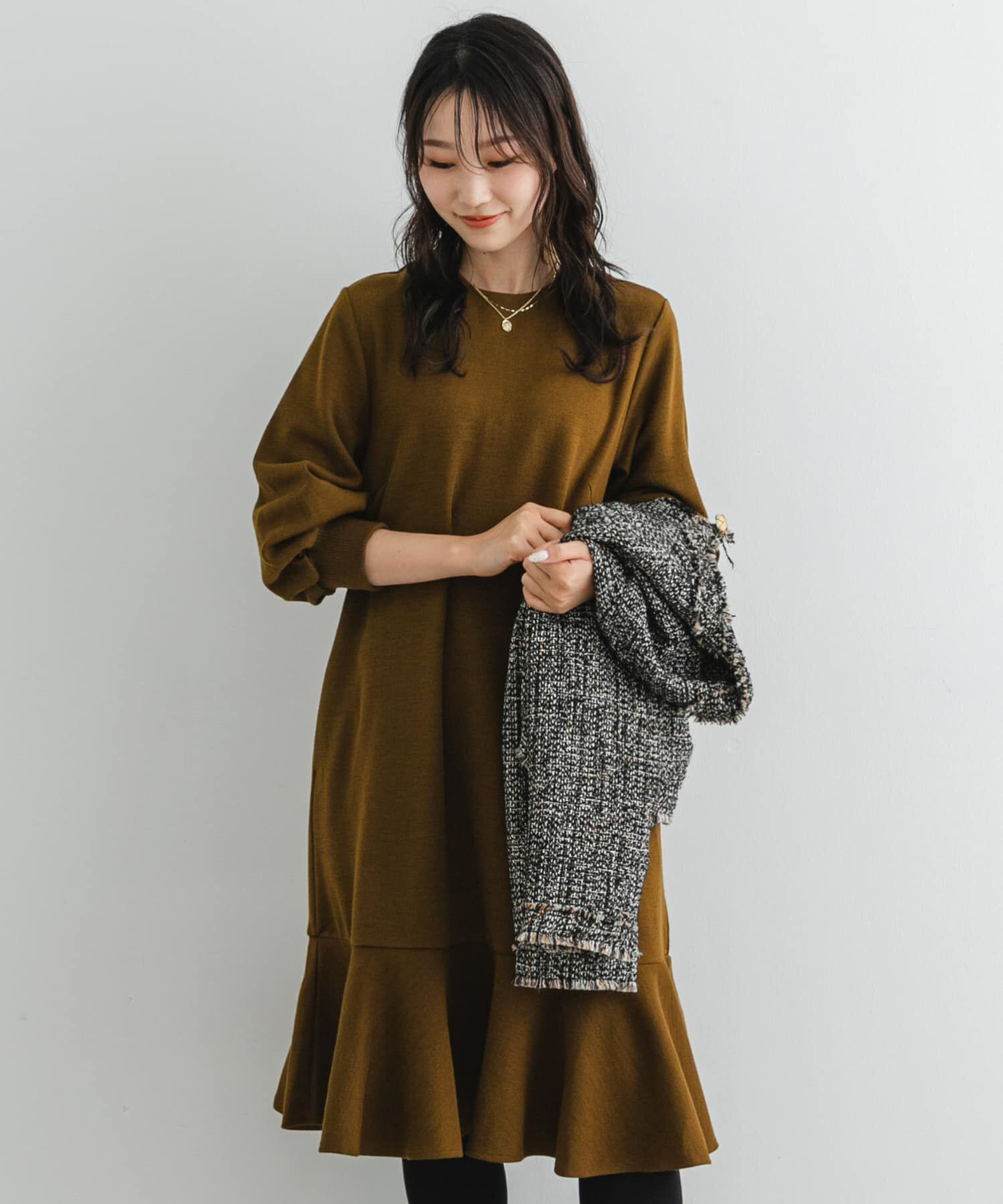 【アーバンリサーチ/URBAN RESEARCH】 『40サイズ/高身長向けも展開』F by ROSSO 裾フレアワンピース