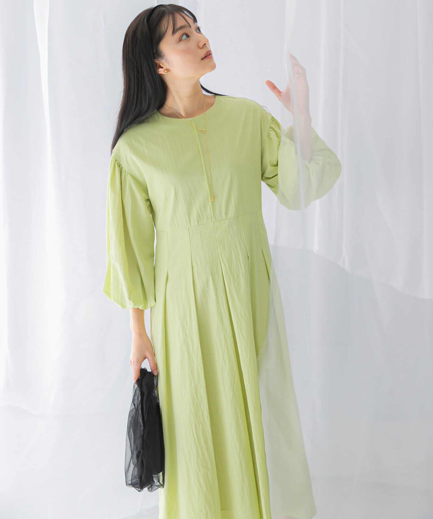 【アーバンリサーチ/URBAN RESEARCH】 ボリュームスリーブタックワンピース