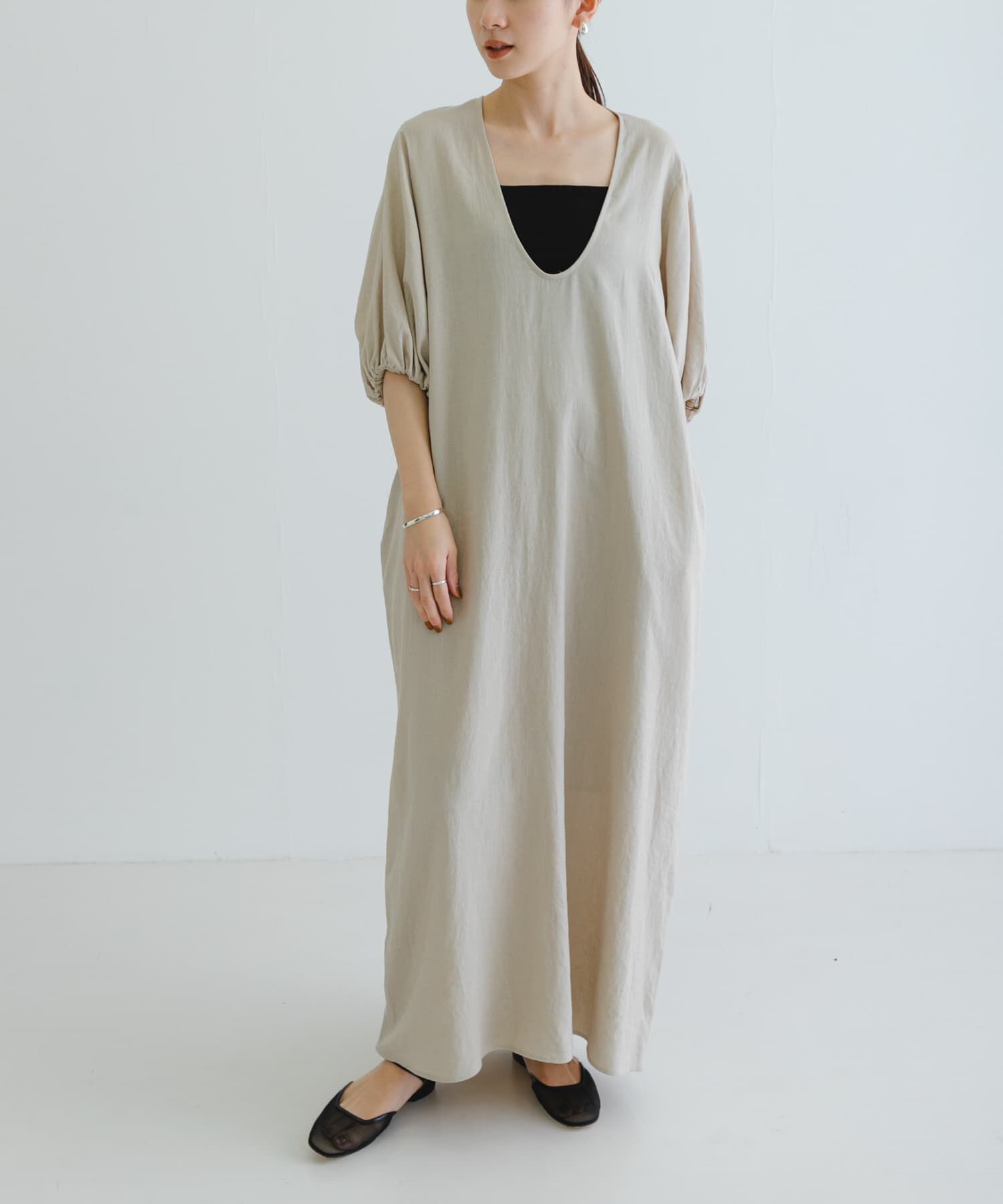 【アーバンリサーチ/URBAN RESEARCH】 リネンレーヨンUネックワンピース