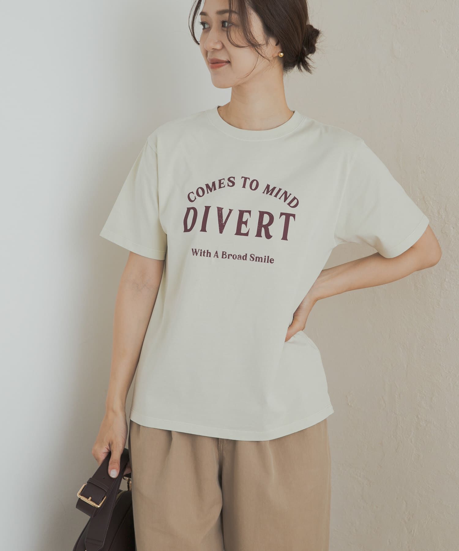 ファッションメンズなら|【アーバンリサーチ/URBAN RESEARCH】 ピグメントロゴTシャツ