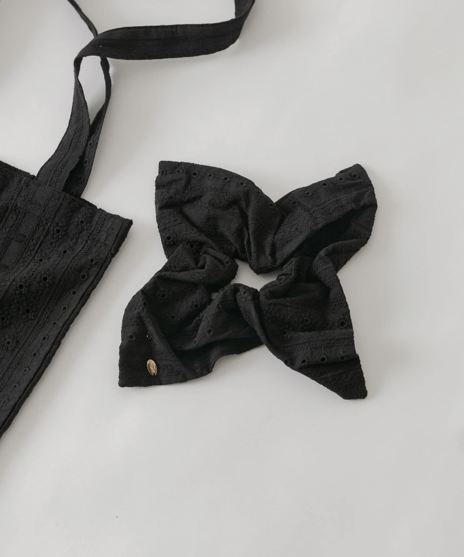 【アーバンリサーチ/URBAN RESEARCH】 コットンレーススクエアシュシュ