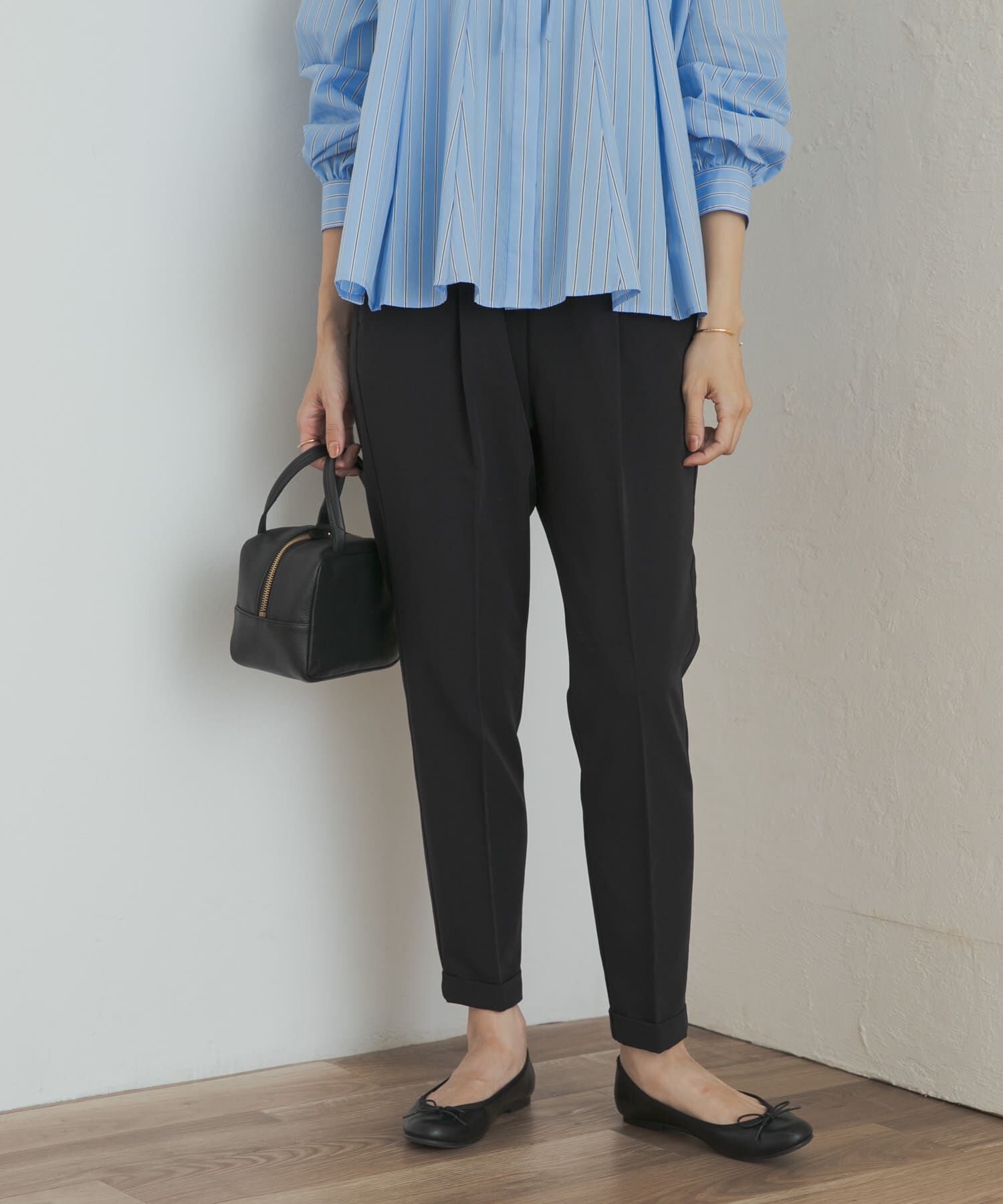 ファンシートリコット フロンタブルジレ（TOMORROWLAND