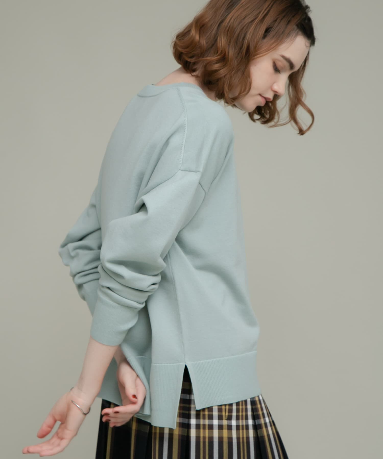 【アーバンリサーチ/URBAN RESEARCH】 『洗濯可』サイドスリットハイゲージプルオーバー