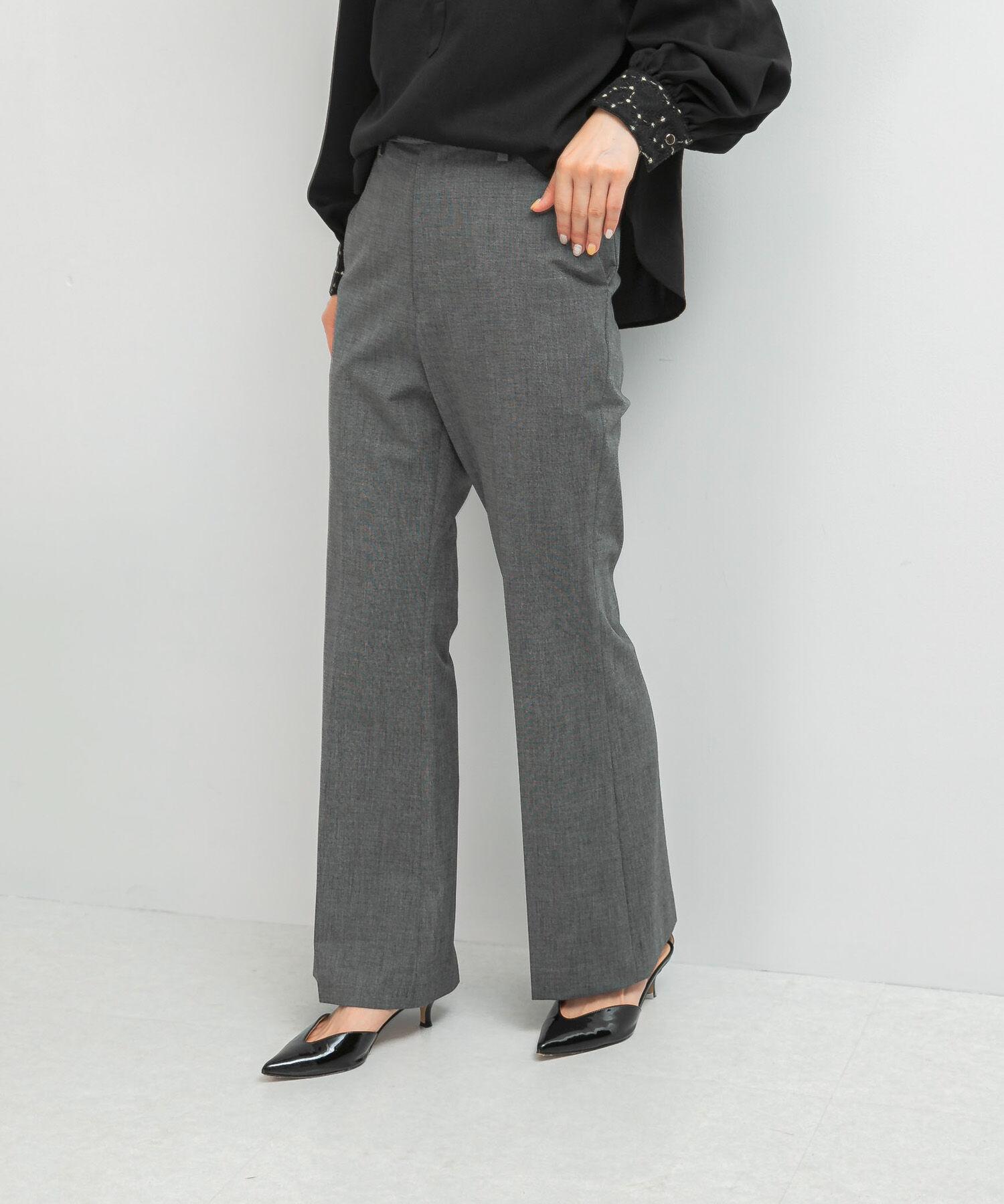 【アーバンリサーチ/URBAN RESEARCH】 防シワセミフレアパンツ