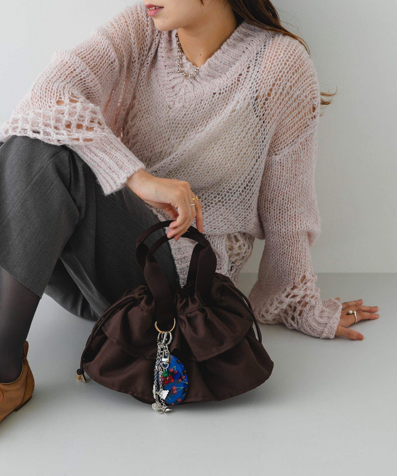 【アーバンリサーチ/URBAN RESEARCH】 軽量フリルキンチャクバッグ