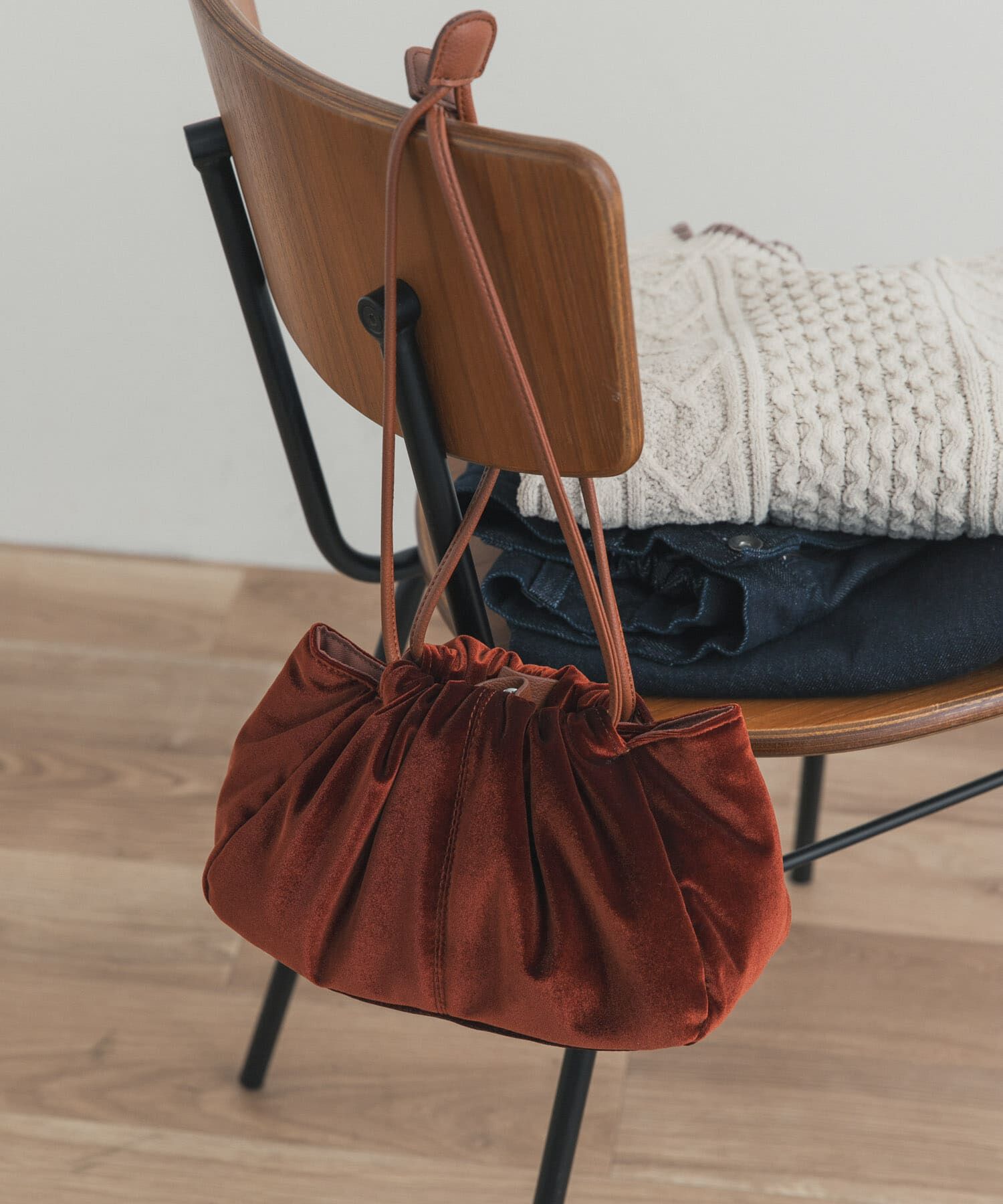 【アーバンリサーチ/URBAN RESEARCH】 2wayベロア巾着ショルダー