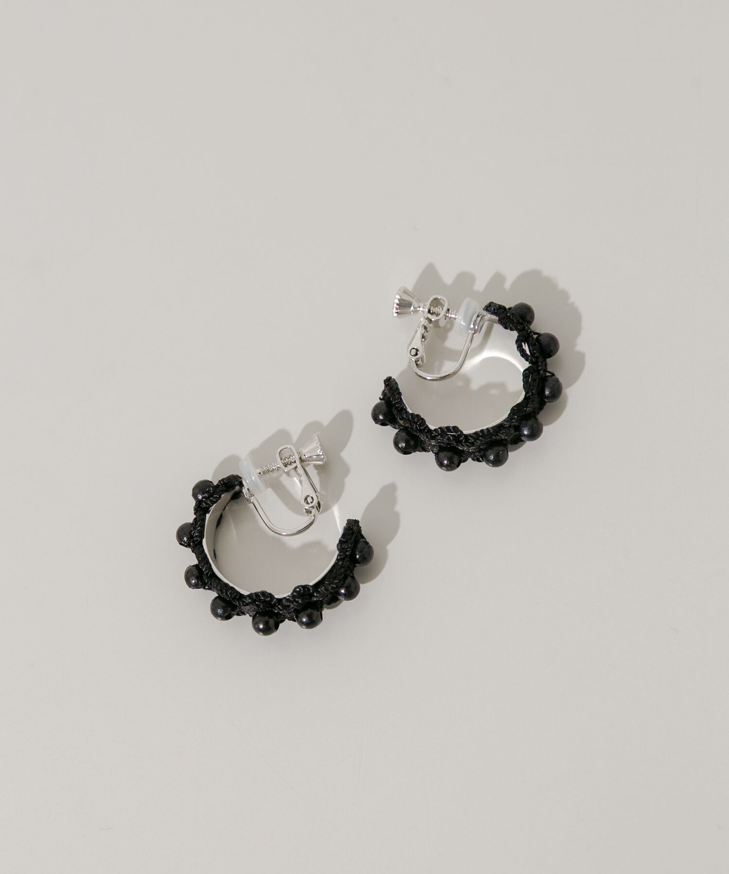 【アーバンリサーチ/URBAN RESEARCH】 ビーズレースフープイヤリング