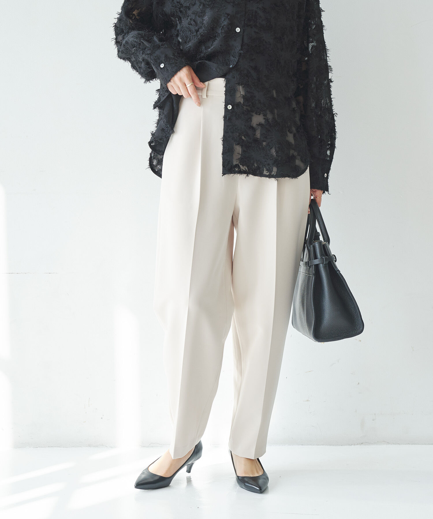 人気メンズファッション|【アーバンリサーチ/URBAN RESEARCH】 『3サイズ展開』タックテーパードパンツ