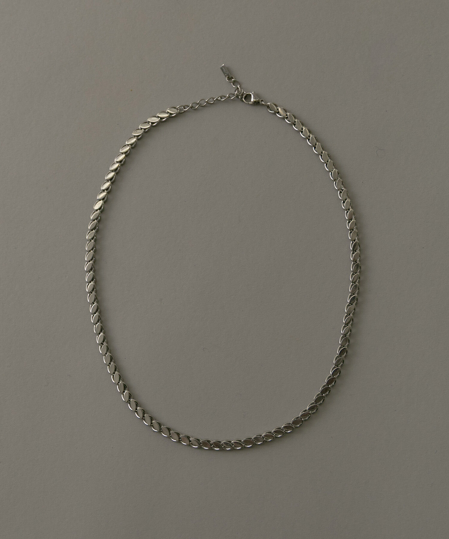 人気ファッションメンズ|【アーバンリサーチ/URBAN RESEARCH】 ステンレスリーフモチーフチェーンネックレス