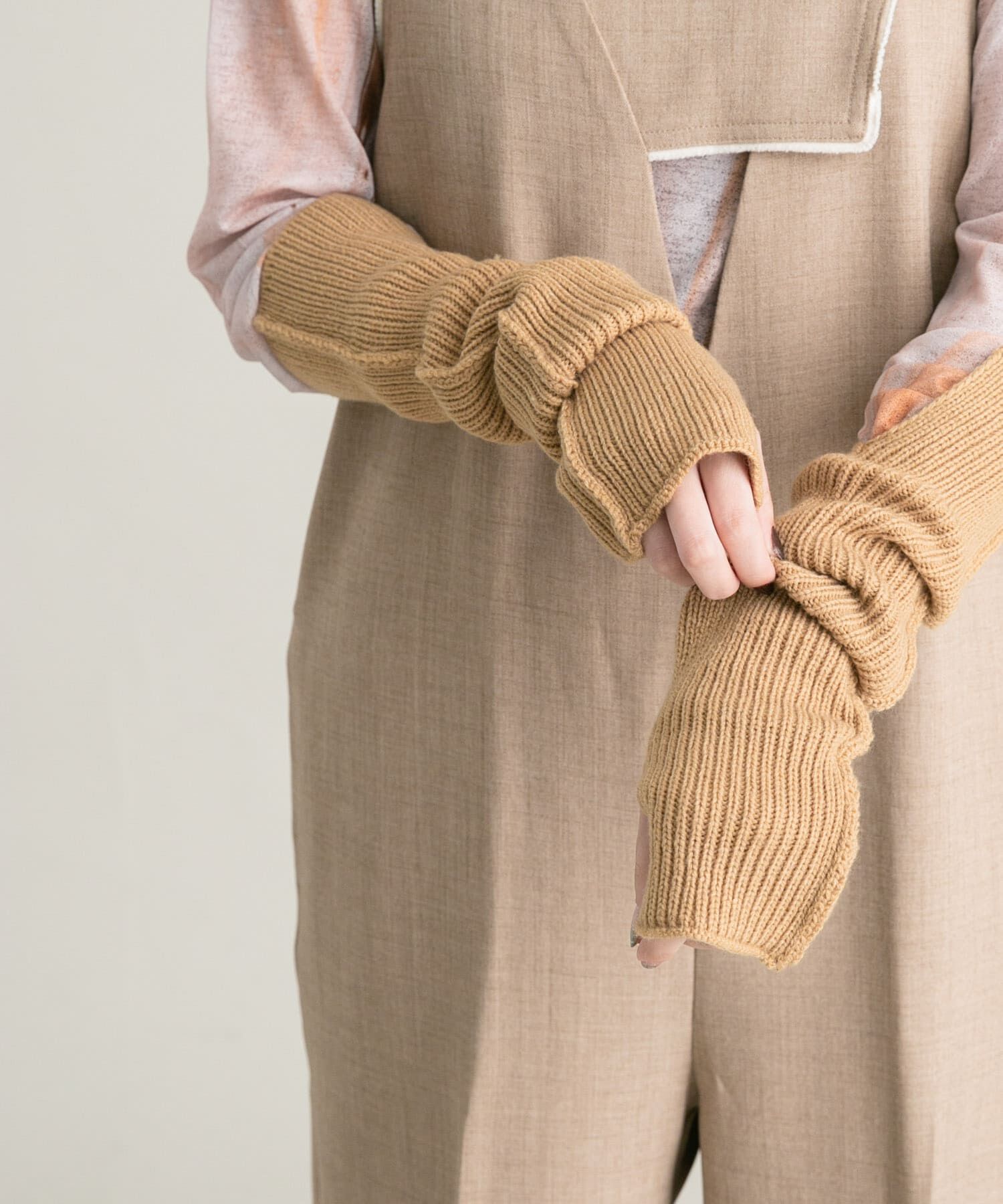 【ケービーエフ/KBF】 スリットリブアームウォーマー