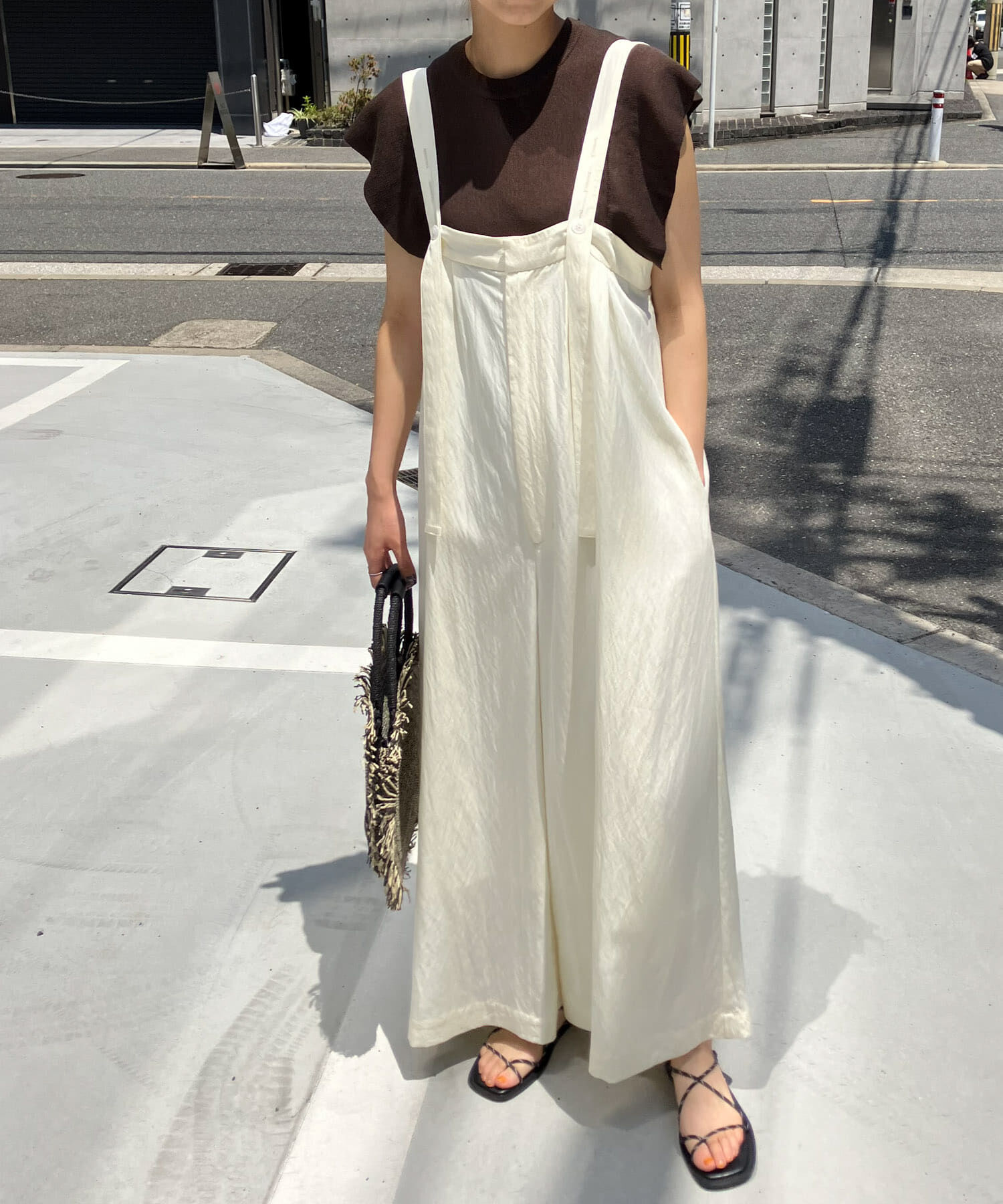 【ケービーエフ/KBF】 『2サイズ展開』オーバーストラップワイドサロペット