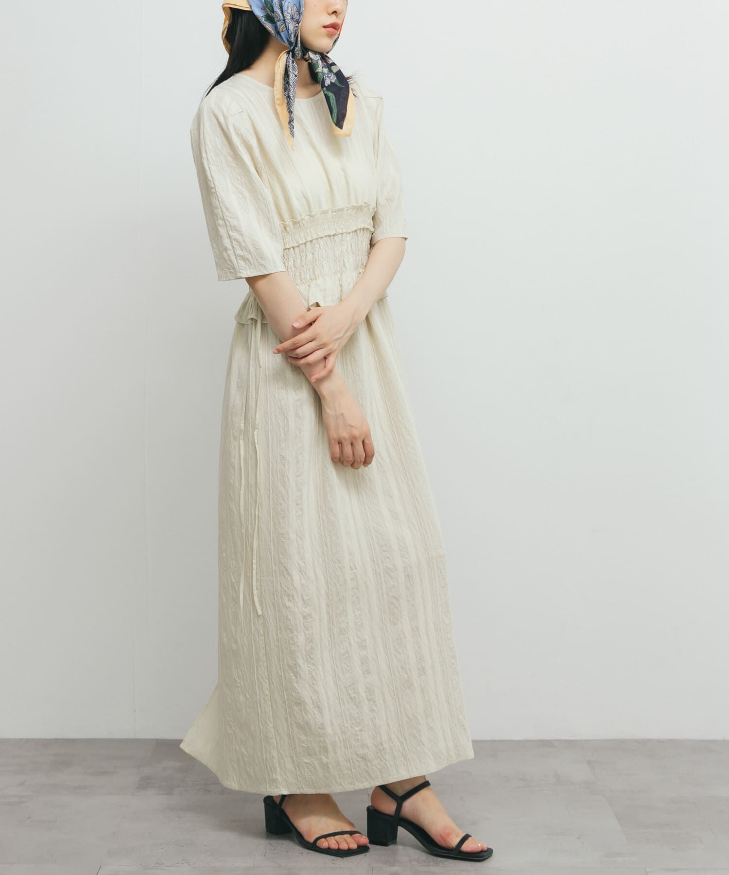 【ケービーエフ/KBF】 フリルシャーリングドッキングワンピース