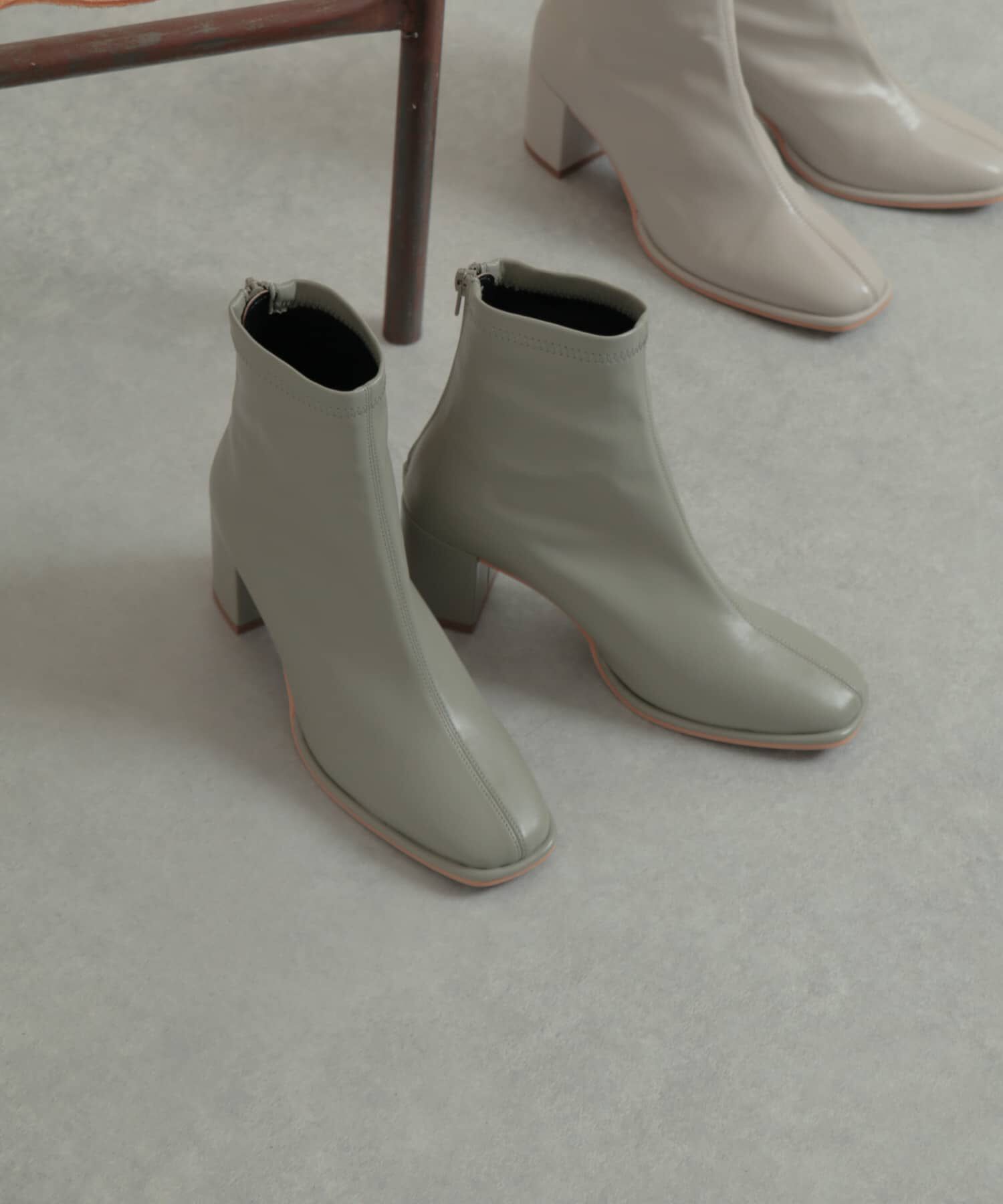 【センスオブプレイス　バイ　アーバンリサーチ/SENSE OF PLACE by URBAN RESEARCH】 スクエアトウセンターシームストレッチブーツ