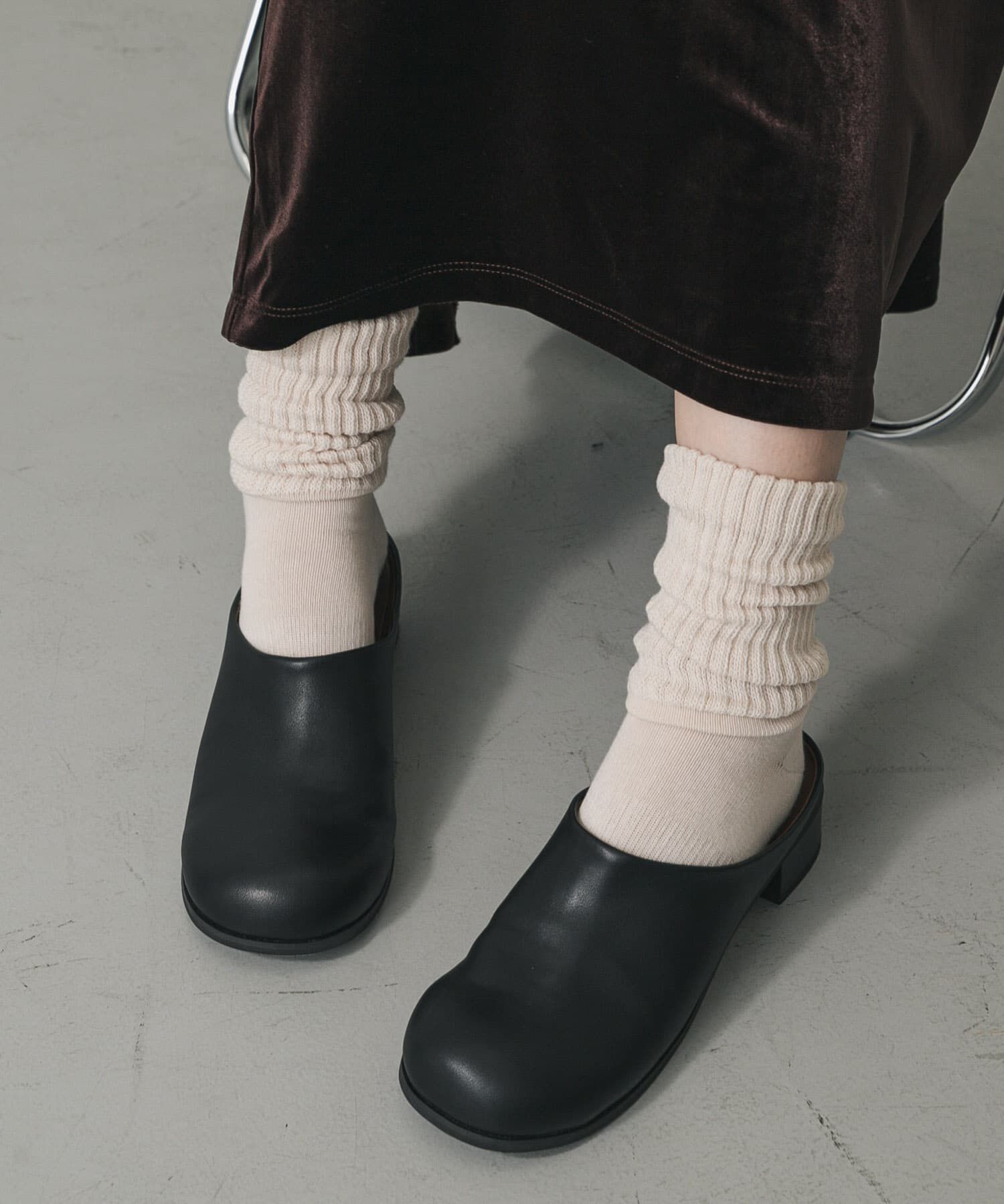 【センスオブプレイス　バイ　アーバンリサーチ/SENSE OF PLACE by URBAN RESEARCH】 ワイドトゥヒールスリッポン