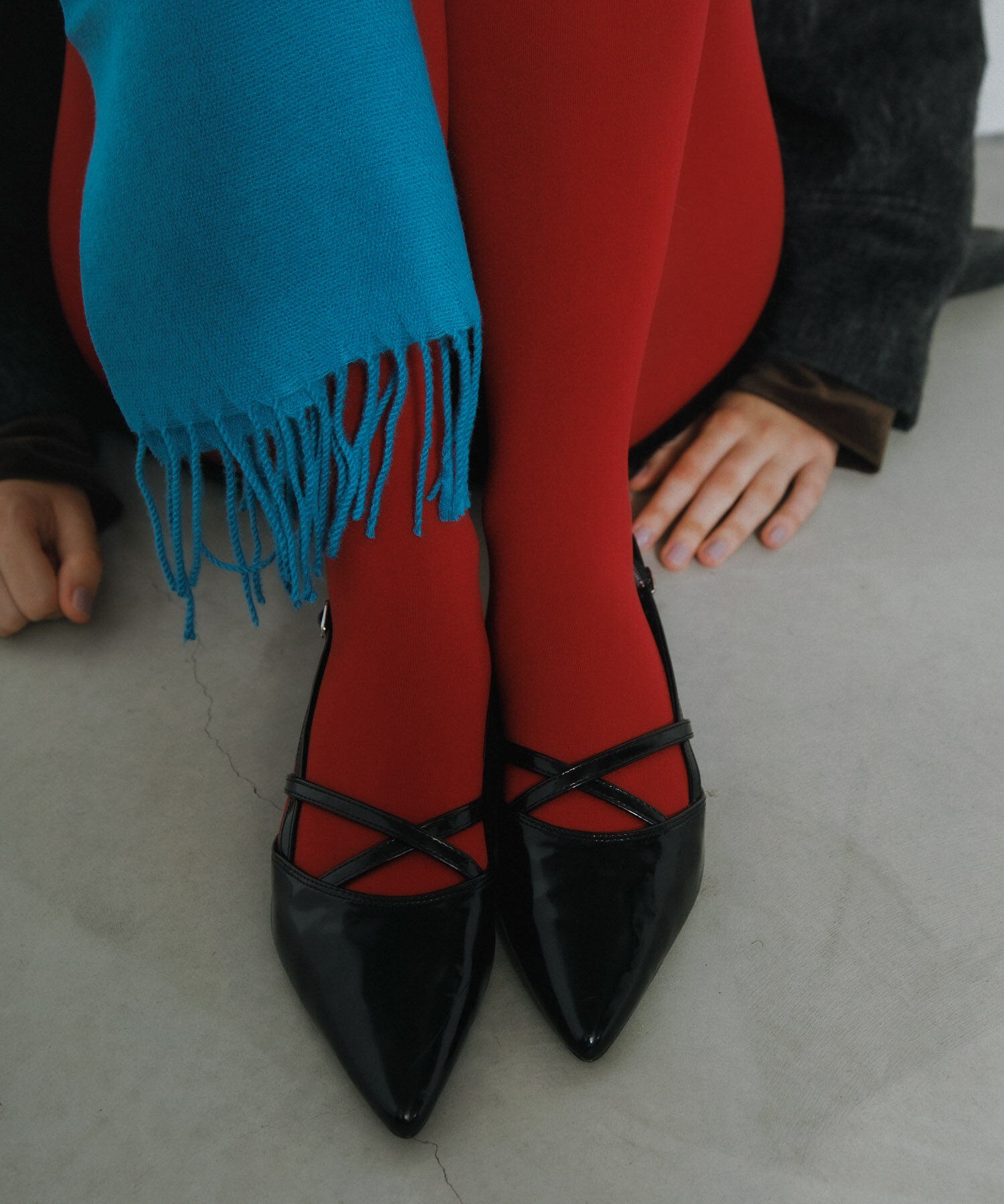 【センスオブプレイス　バイ　アーバンリサーチ/SENSE OF PLACE by URBAN RESEARCH】 ポインテッドクロスベルトミュール