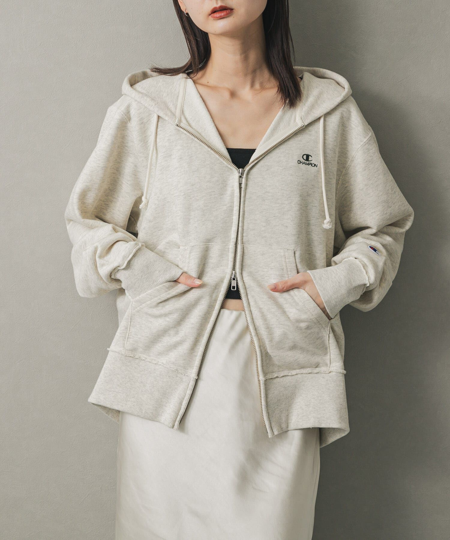 メンズファッションの一押し|【センスオブプレイス　バイ　アーバンリサーチ/SENSE OF PLACE by URBAN RESEARCH】 『別注』Champion×SENSE OF PLACE ジップパーカー