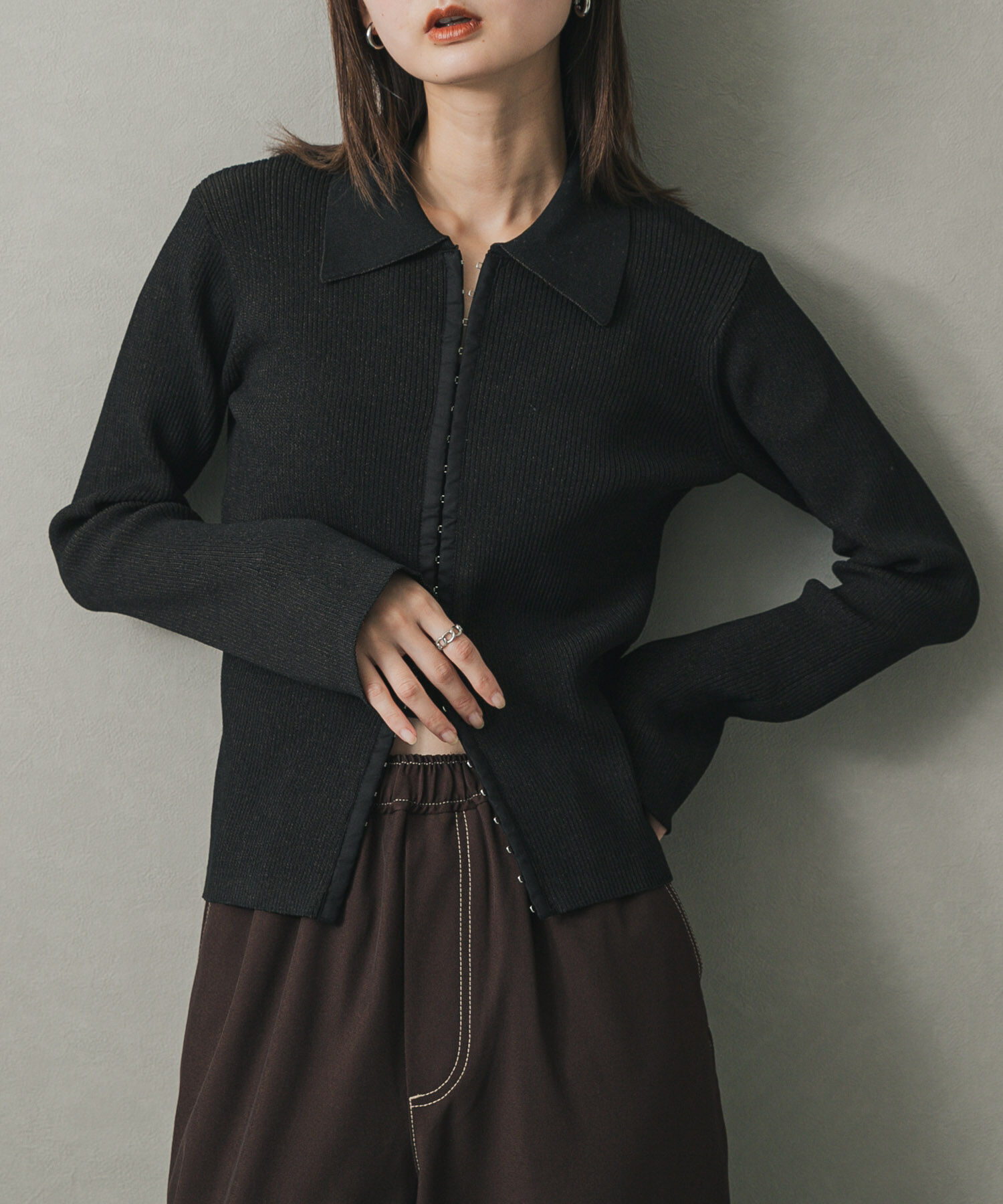 メンズファッションなら|【センスオブプレイス バイ アーバンリサーチ/SENSE OF PLACE by URBAN RESEARCH】 フロントホックエリツキコンパクトカーディガン