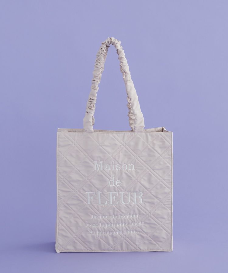 メンズファッションの一押し|【メゾンドフルール/Maison de FLEUR】 ブランドロゴ刺繍キルティングスクエアトート