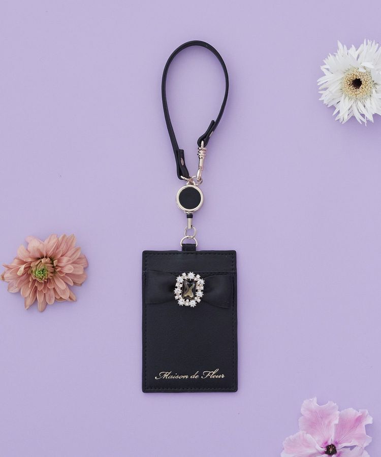 ファッションメンズのイチオシ|【メゾンドフルール/Maison de FLEUR】 リール付きビジューリボンパスケース