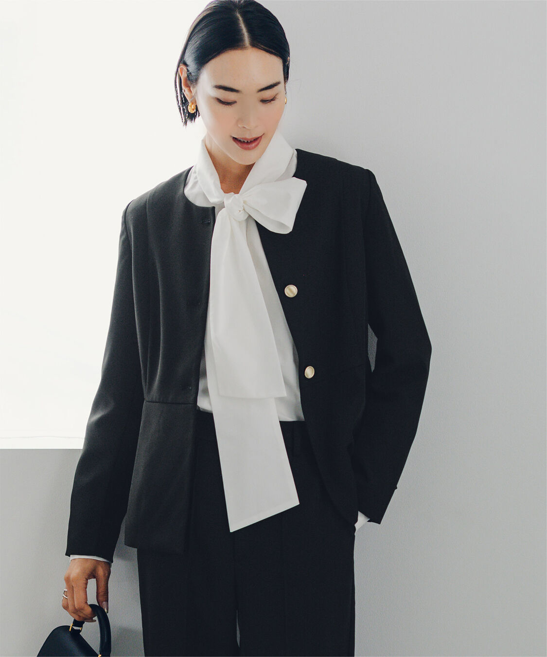 ファッションメンズのイチオシ|【ティティベイト/titivate】 【小林有里さんコラボアイテム】美シルエットゴールド釦ペプラムジャケット