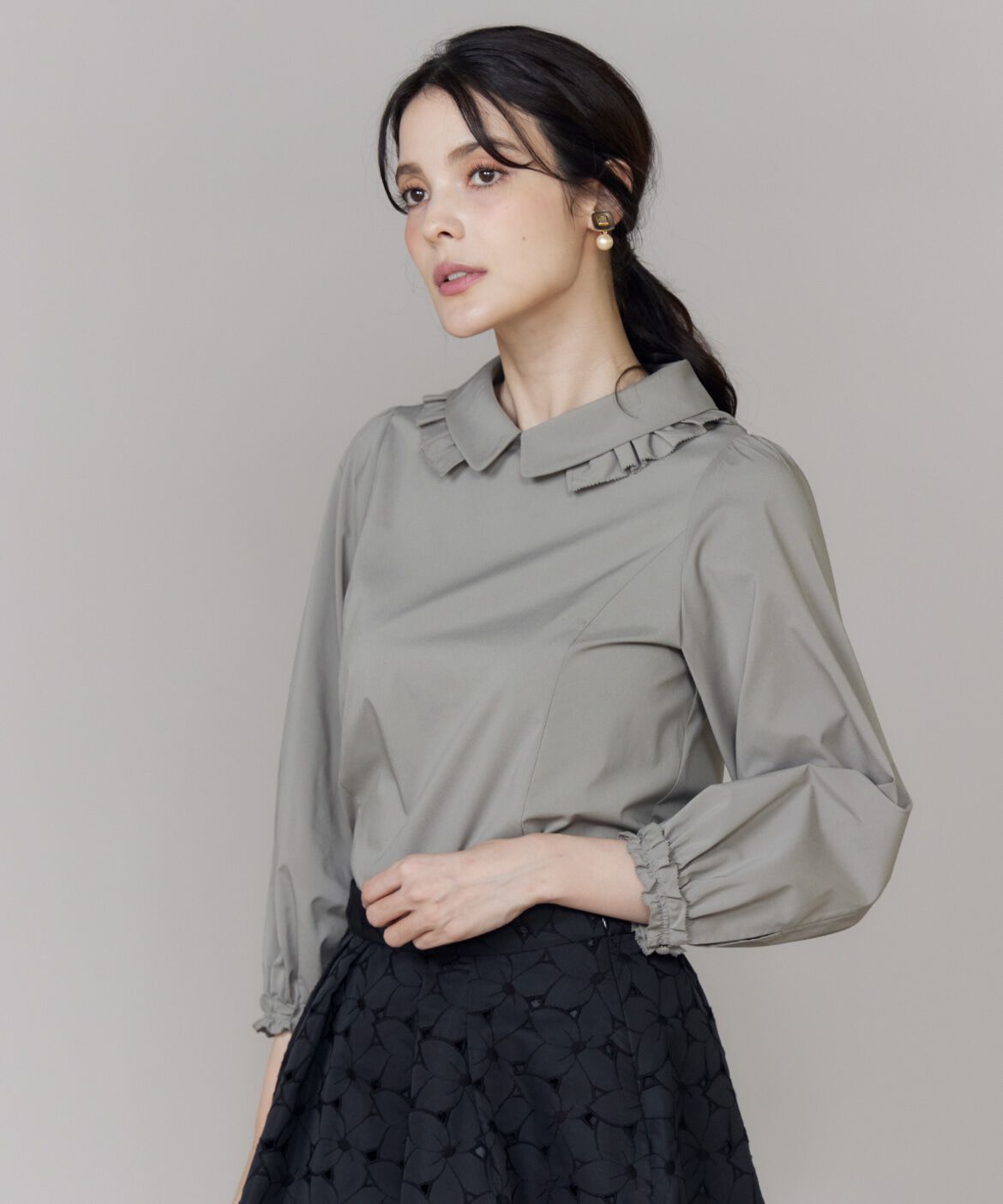 【スーペリアクローゼット/SUPERIOR CLOSET】 シルキーストレッチ衿フリルブラウス