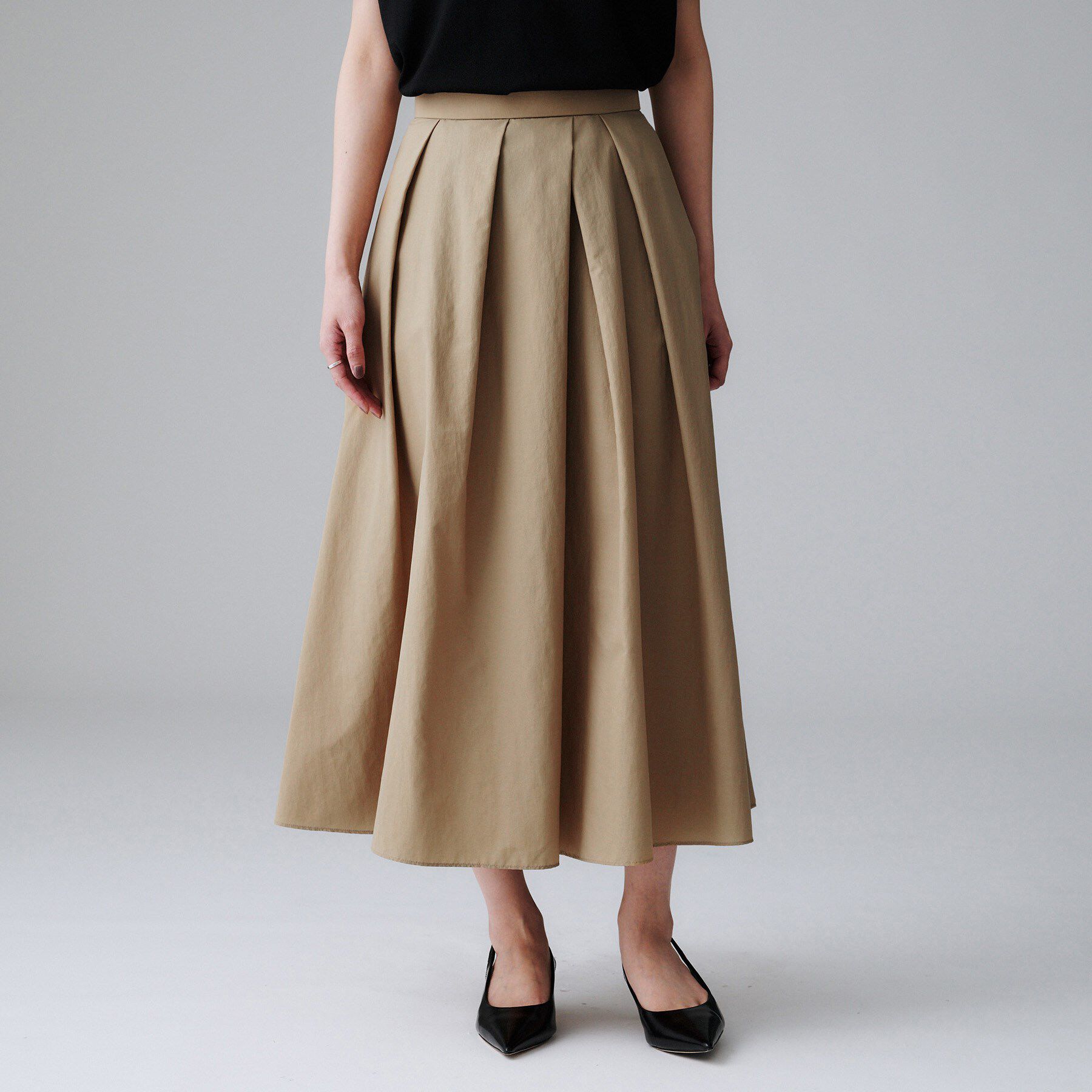 【アンタイトル/UNTITLED】 【はっ水/ナイロン/後ろウエストゴム】タスランフレアスカート