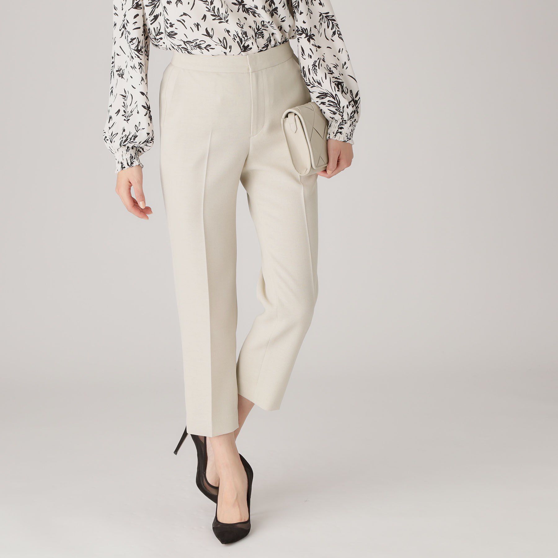 【クード　シャンス/COUP DE CHANCE】 【手洗い可／日本製】タックレテーパードパンツ